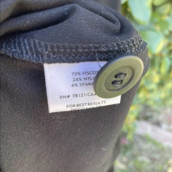 Eileen Fisher Women's Button Closure Collared Soft Jacket Black Size Medium - Picture 3 of 4